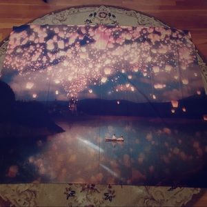 BRAND NEW Tangled Lights Tapestry